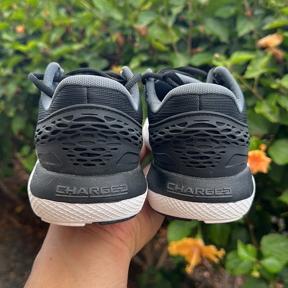 Under Armour Womens Charged Rogue 2 Black Running Shoes - Picture 4 of 7